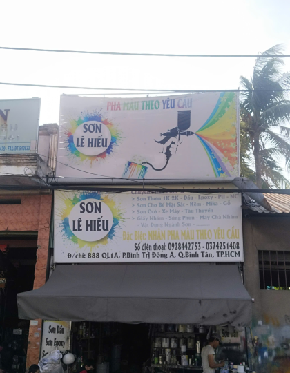 Cửa hàng sơn Lê Hiếu